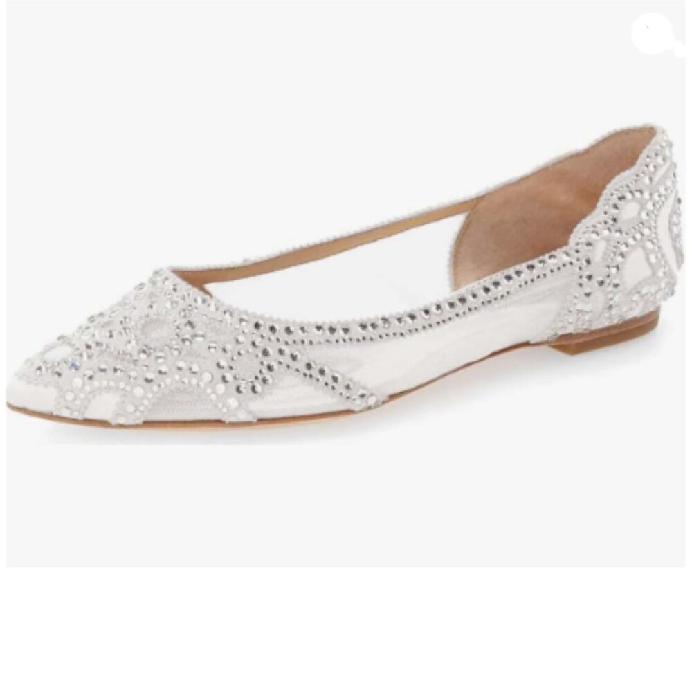 XYD Silver-Embellished White Pointed D'Orsay Flats